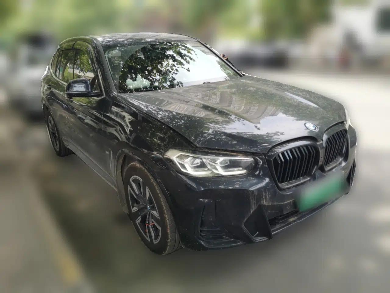 BMW iX3 2022 Updated Leading Version — миниатюра 3