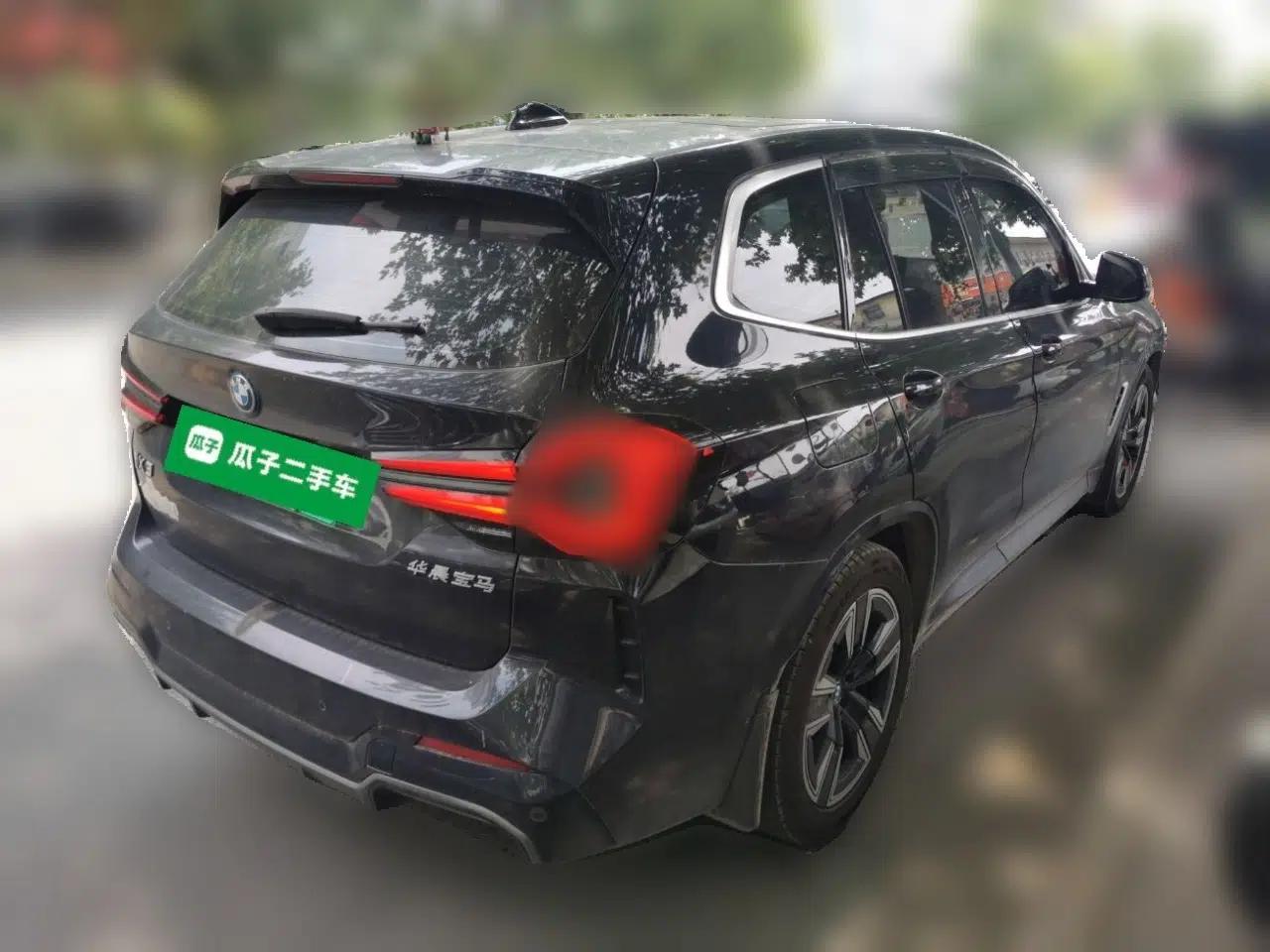 BMW iX3 2022 Updated Leading Version — миниатюра 6