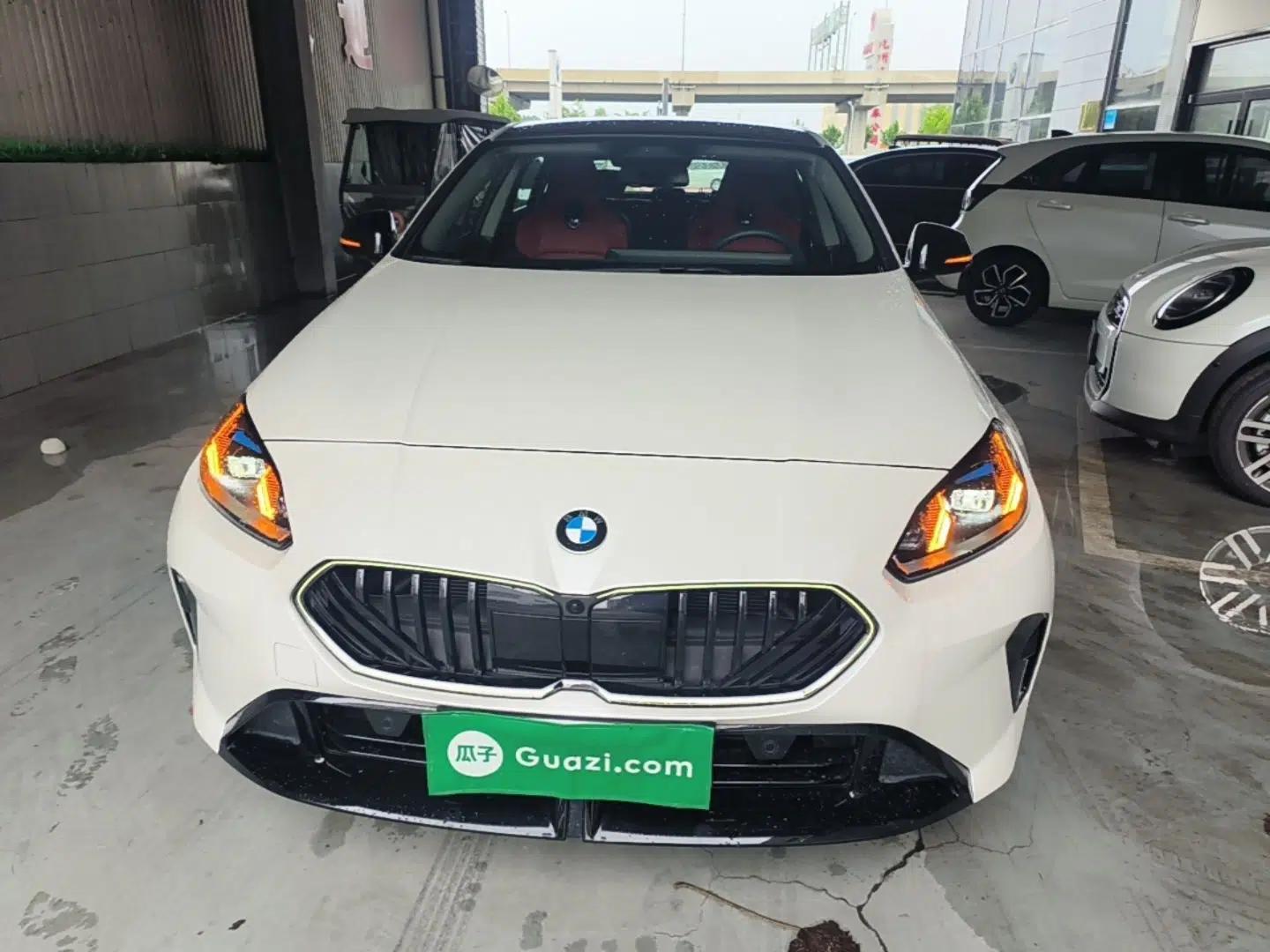 BMW 2 Series 2025 225L M Sport Night Edition Package — миниатюра 2