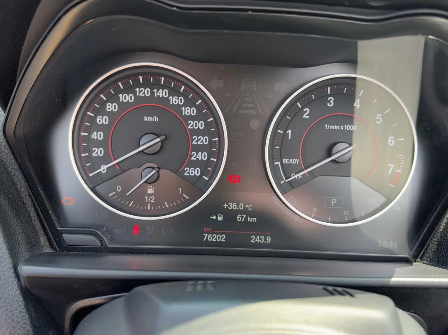 BMW 2 Series 2015 218i Convertible Coupe — миниатюра 8