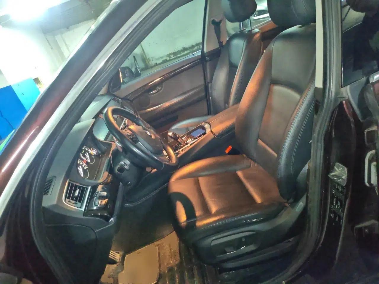 BMW 5 Series GT 2014 535i Leading Model — миниатюра 15
