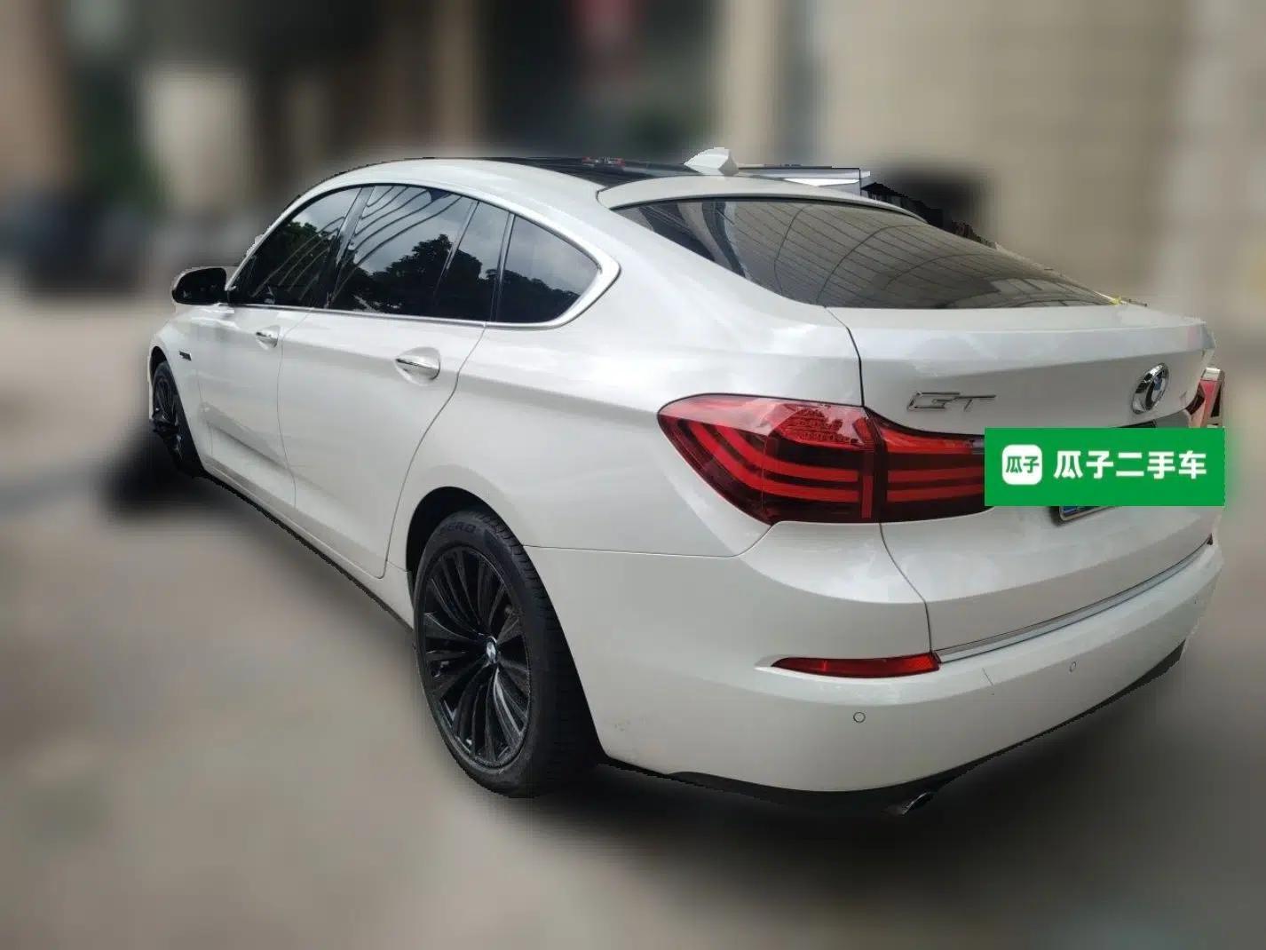 BMW 5 Series GT 2015 528i Luxury Edition — миниатюра 4