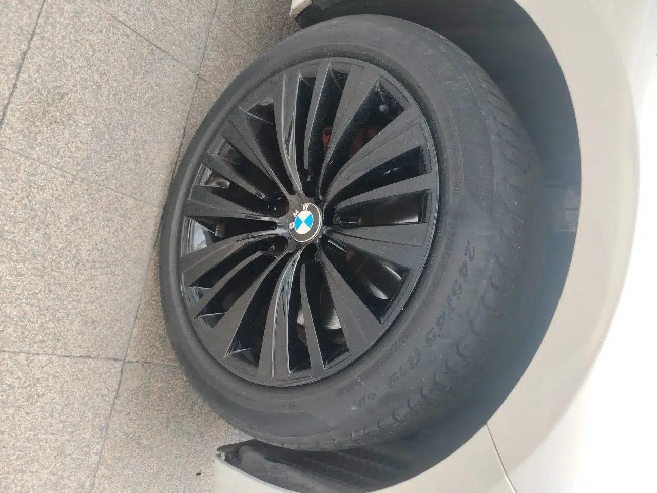 BMW 5 Series GT 2015 528i Luxury Edition — миниатюра 8