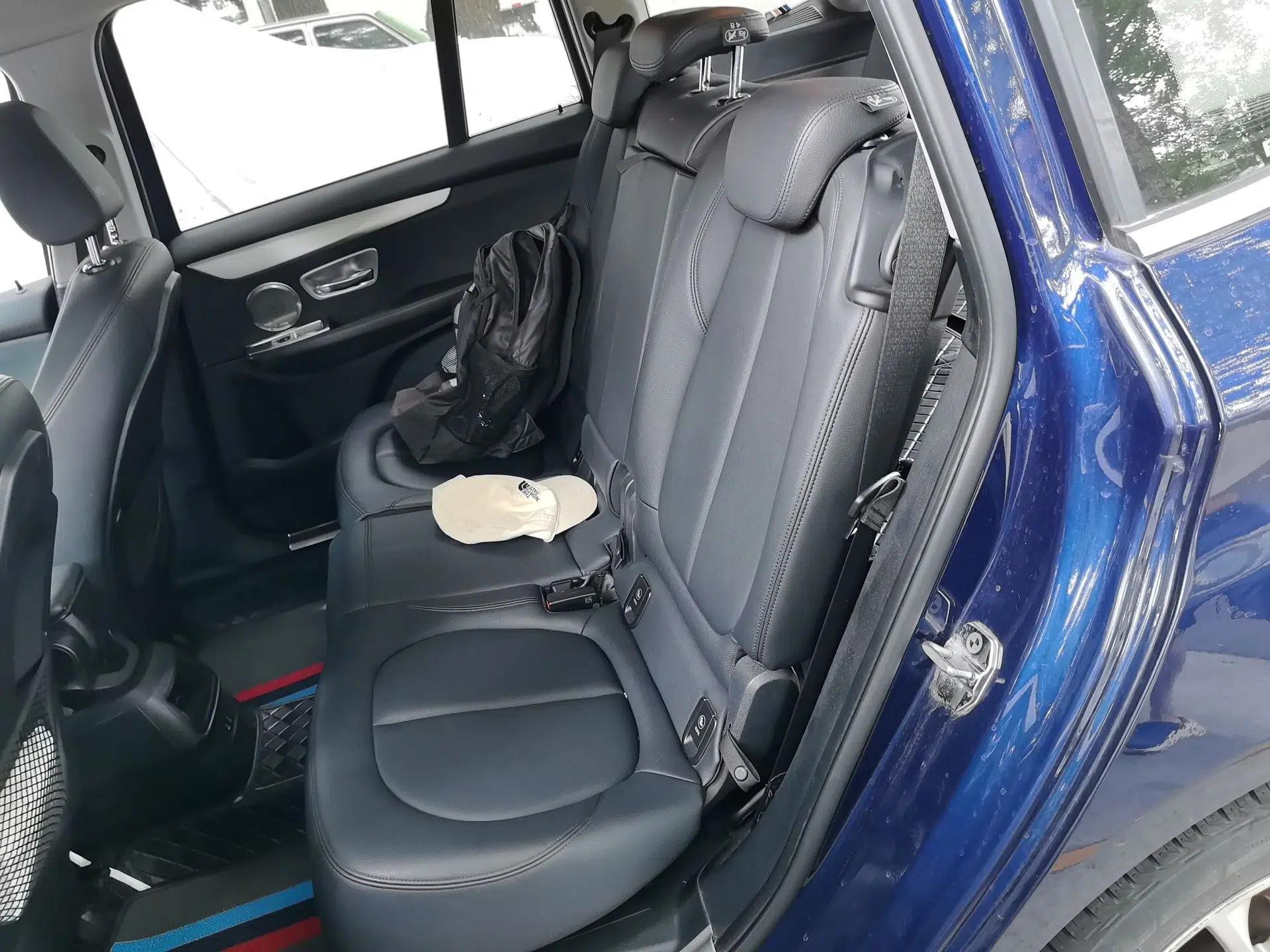 BMW 2 Series Gran Tourer 2018 220i Leading Model — миниатюра 17
