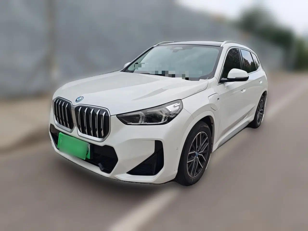 BMW iX1 2023 eDrive25L M Sport Package — миниатюра 1