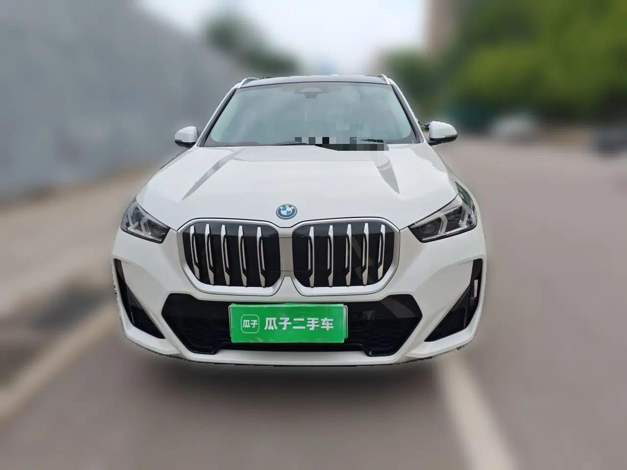 BMW iX1 2023 eDrive25L M Sport Package — миниатюра 2