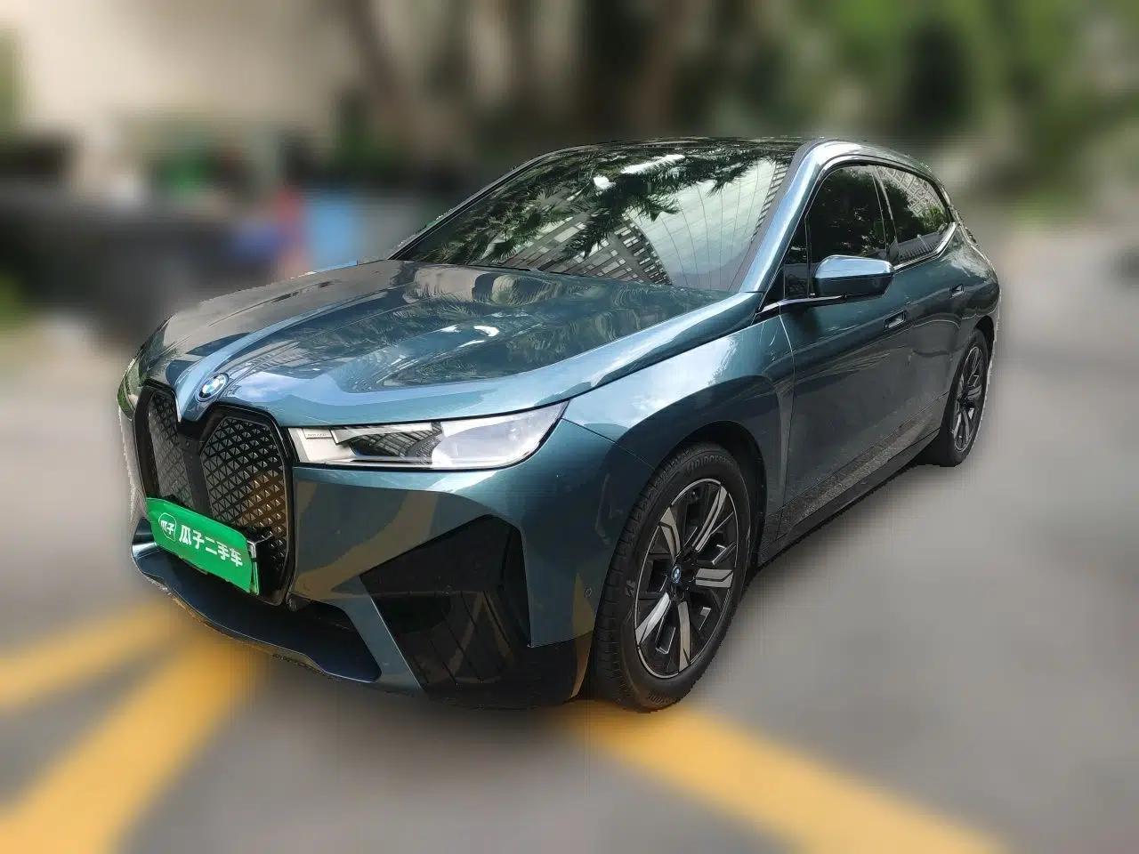 BMW iX 2023 Updated xDrive40 — миниатюра 1