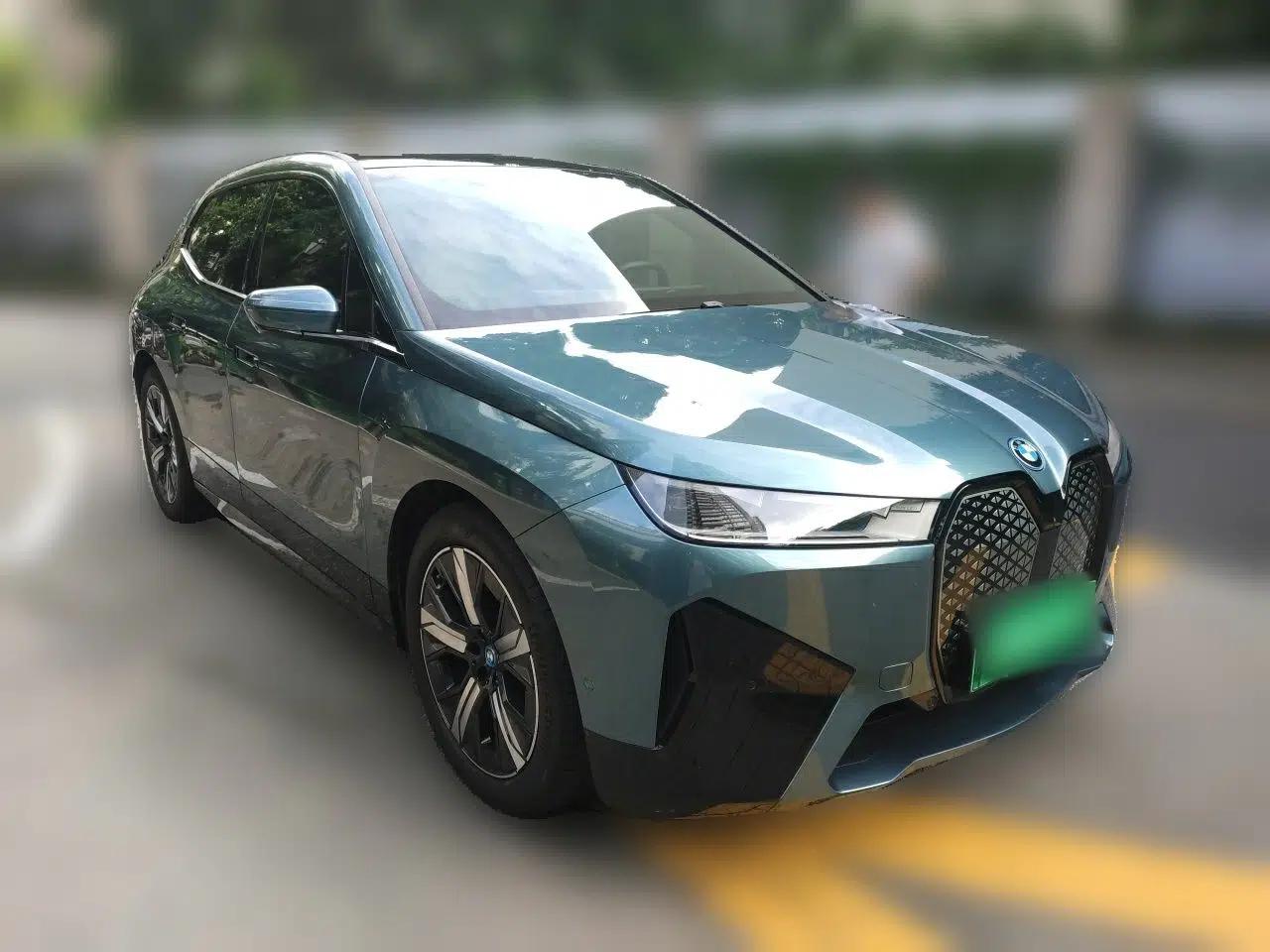 BMW iX 2023 Updated xDrive40 — миниатюра 3