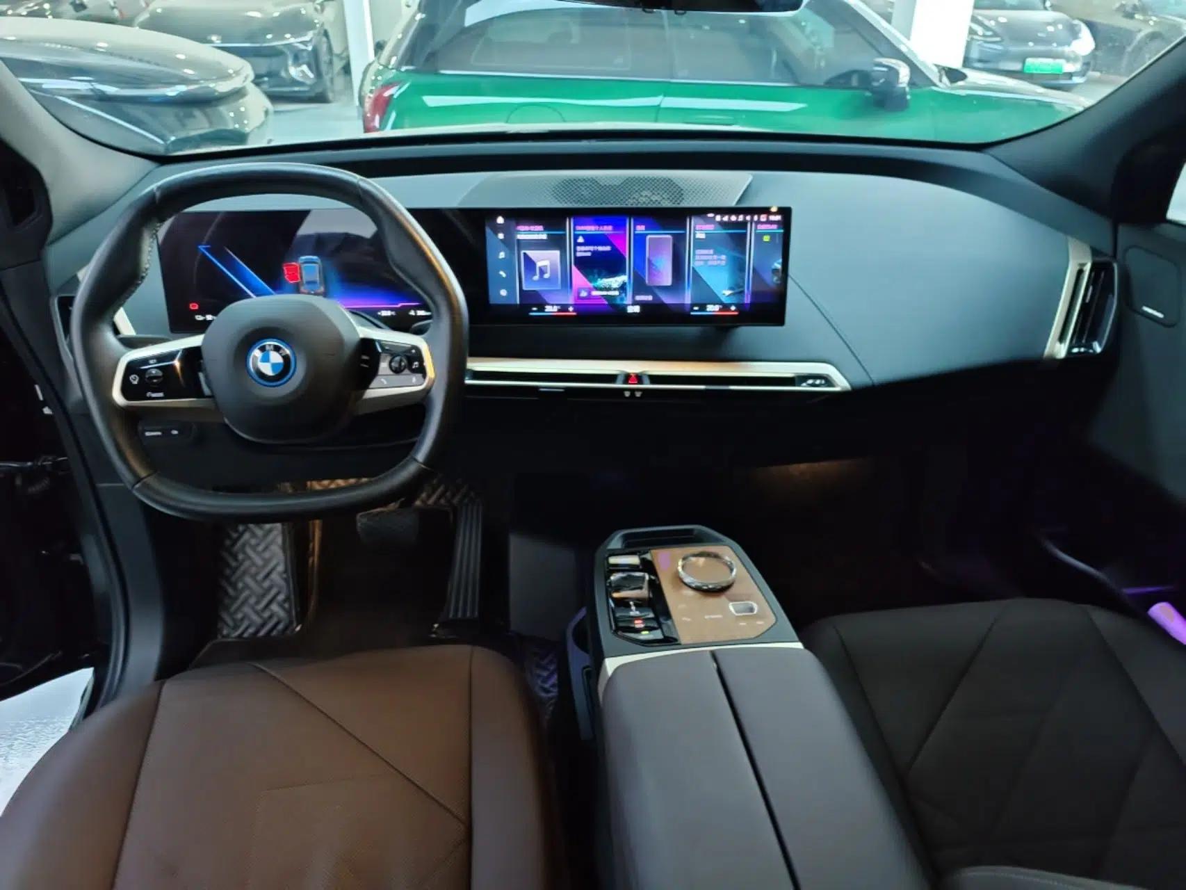 BMW iX 2022 xDrive40 — миниатюра 12
