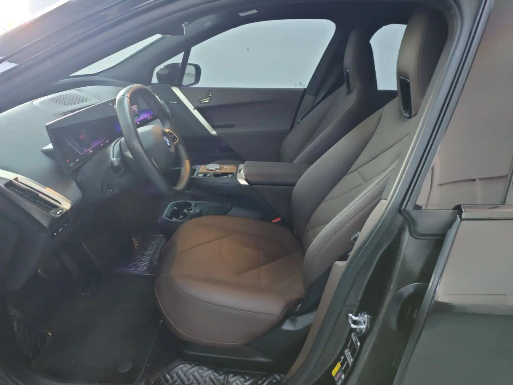 BMW iX 2022 xDrive40 — миниатюра 17