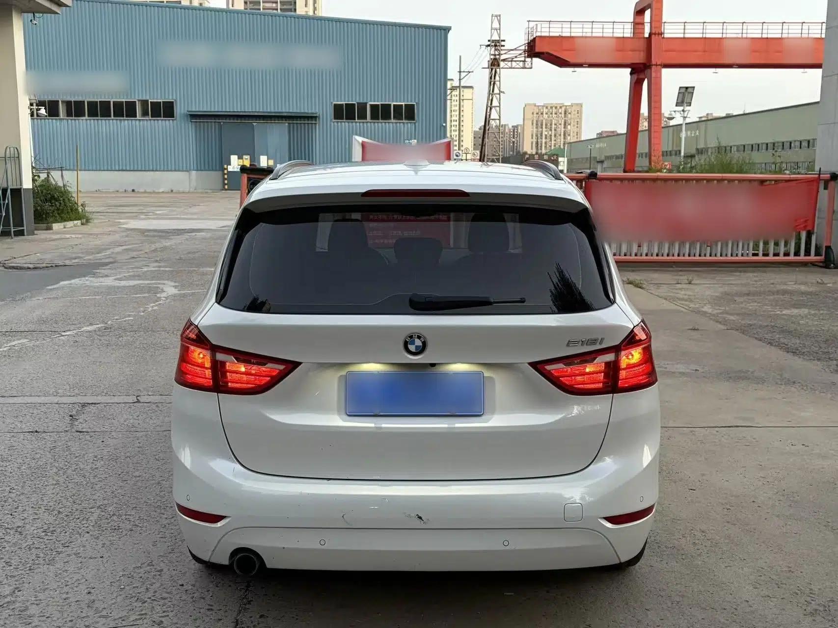 BMW 2 Series Active Tourer 2015 218i Leading Model — миниатюра 15