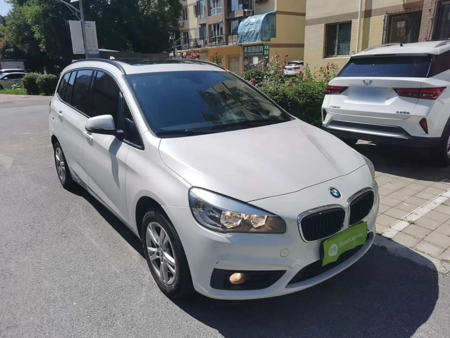 BMW 2 Series Active Tourer 2015 218i Leading Model — миниатюра 3