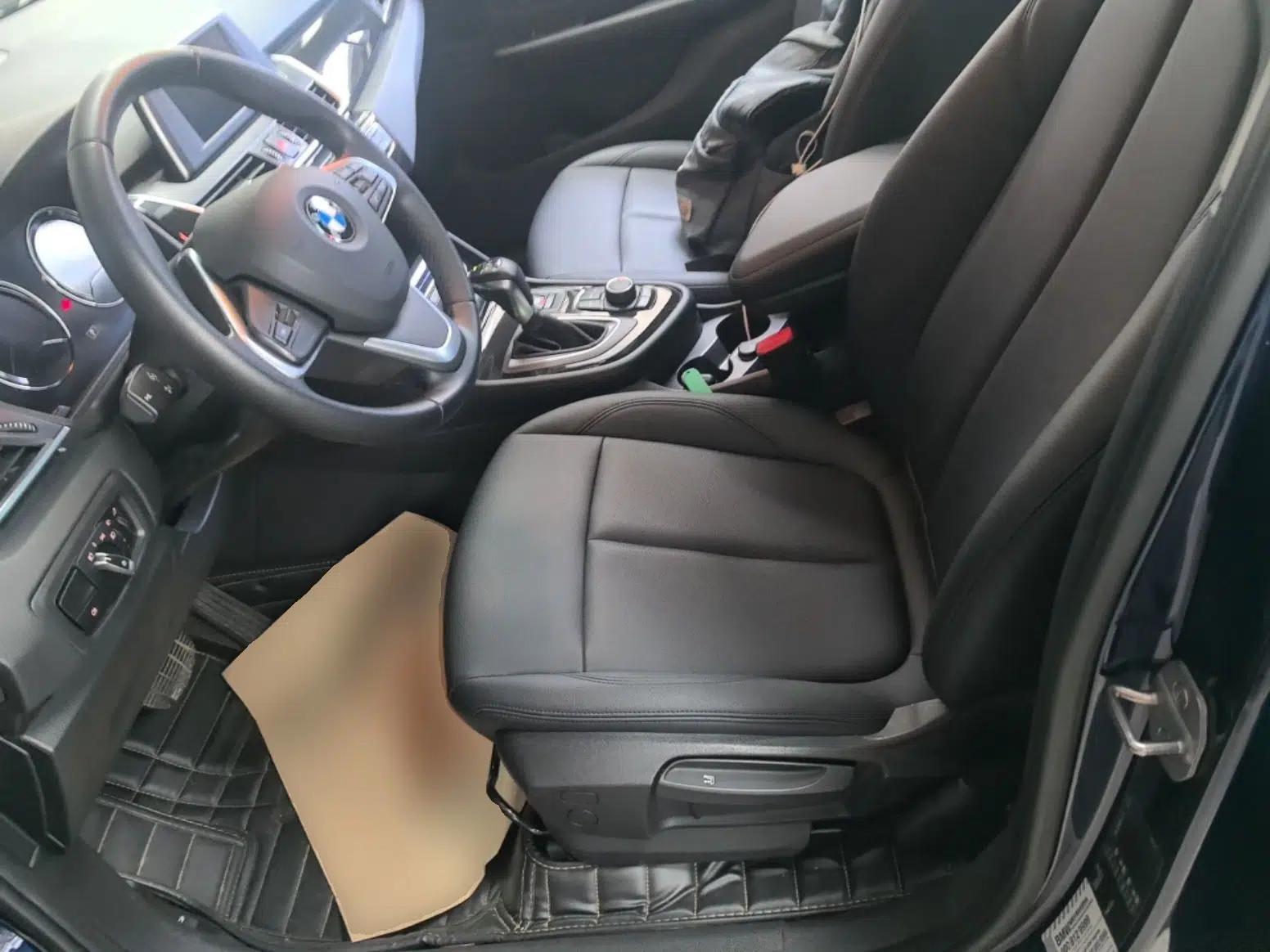 BMW 2 Series Active Tourer 2018 218i Leading Model — миниатюра 17