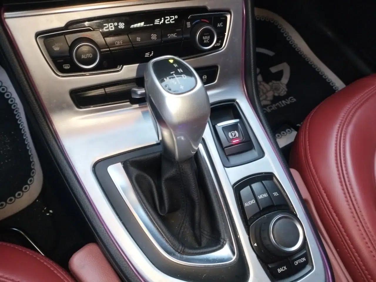 BMW 2 Series Active Tourer 2015 218i Leading Model — миниатюра 14
