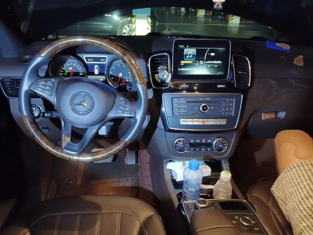 Mercedes-Benz GLE 2017 GLE 320 4MATIC Dynamic Model — миниатюра 9