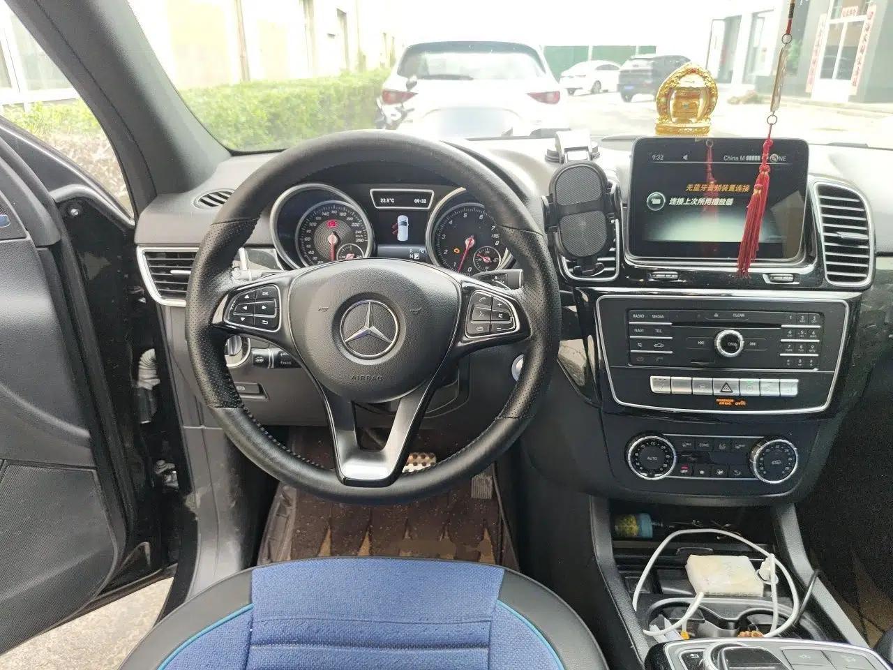 Mercedes-Benz GLE-Class 2017 GLE 400 4MATIC — миниатюра 10