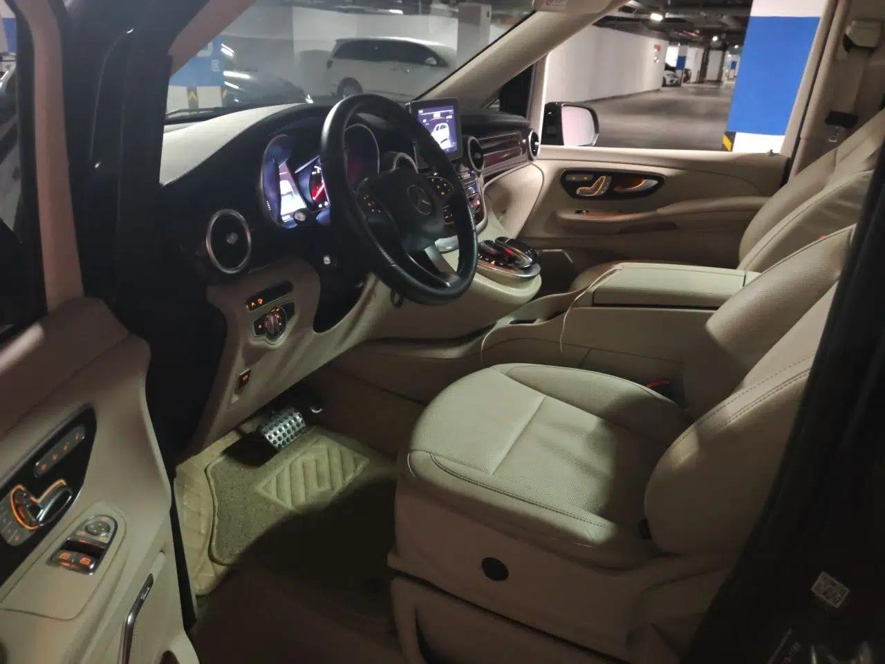 Mercedes-Benz V-Class 2016 V 260 Prestige Edition — миниатюра 16