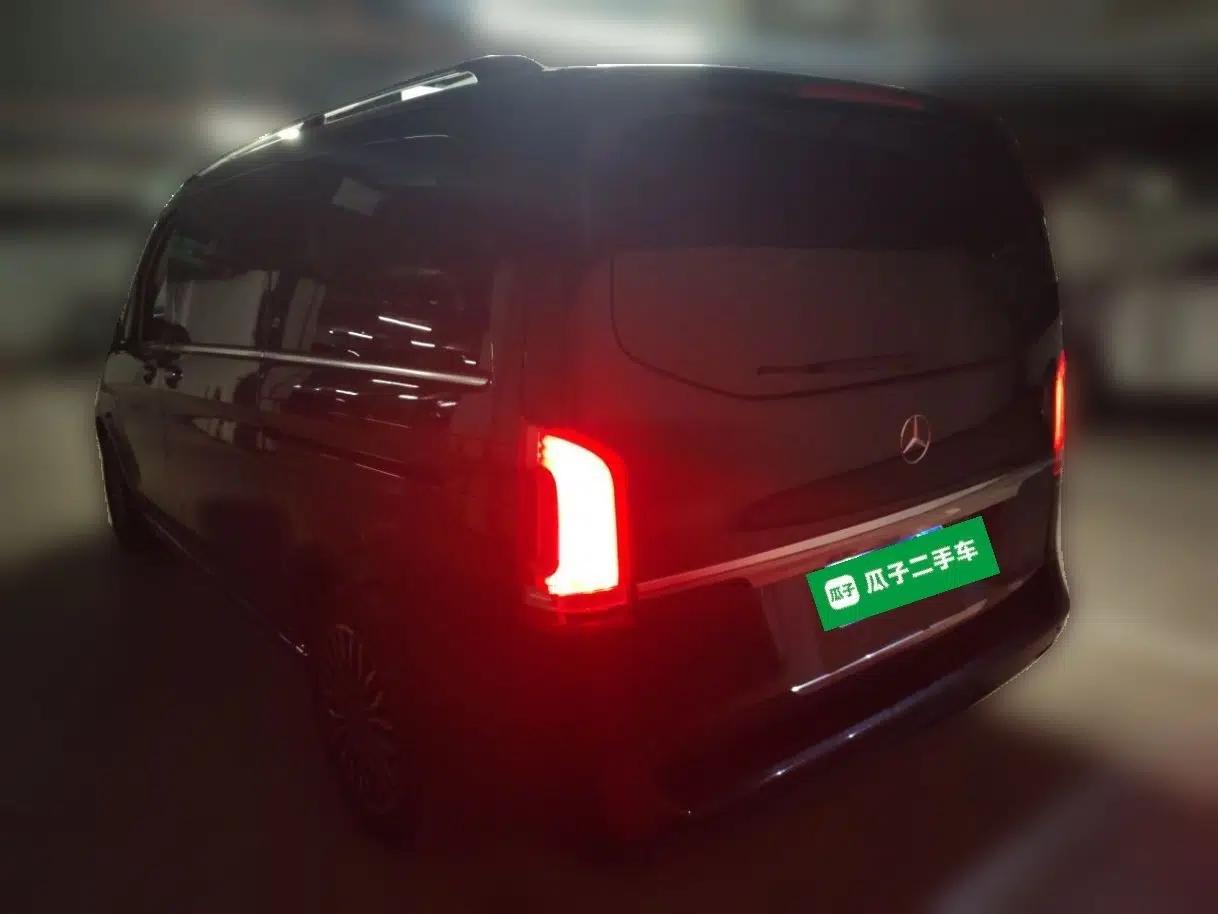 Mercedes-Benz V-Class 2016 V 260 Prestige Edition — миниатюра 4