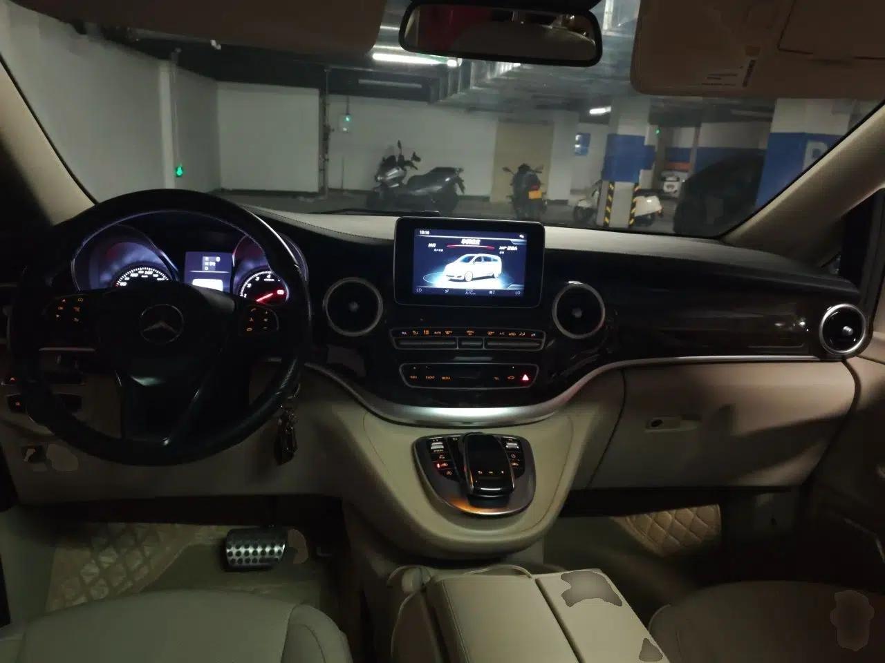 Mercedes-Benz V-Class 2016 V 260 Prestige Edition — миниатюра 9