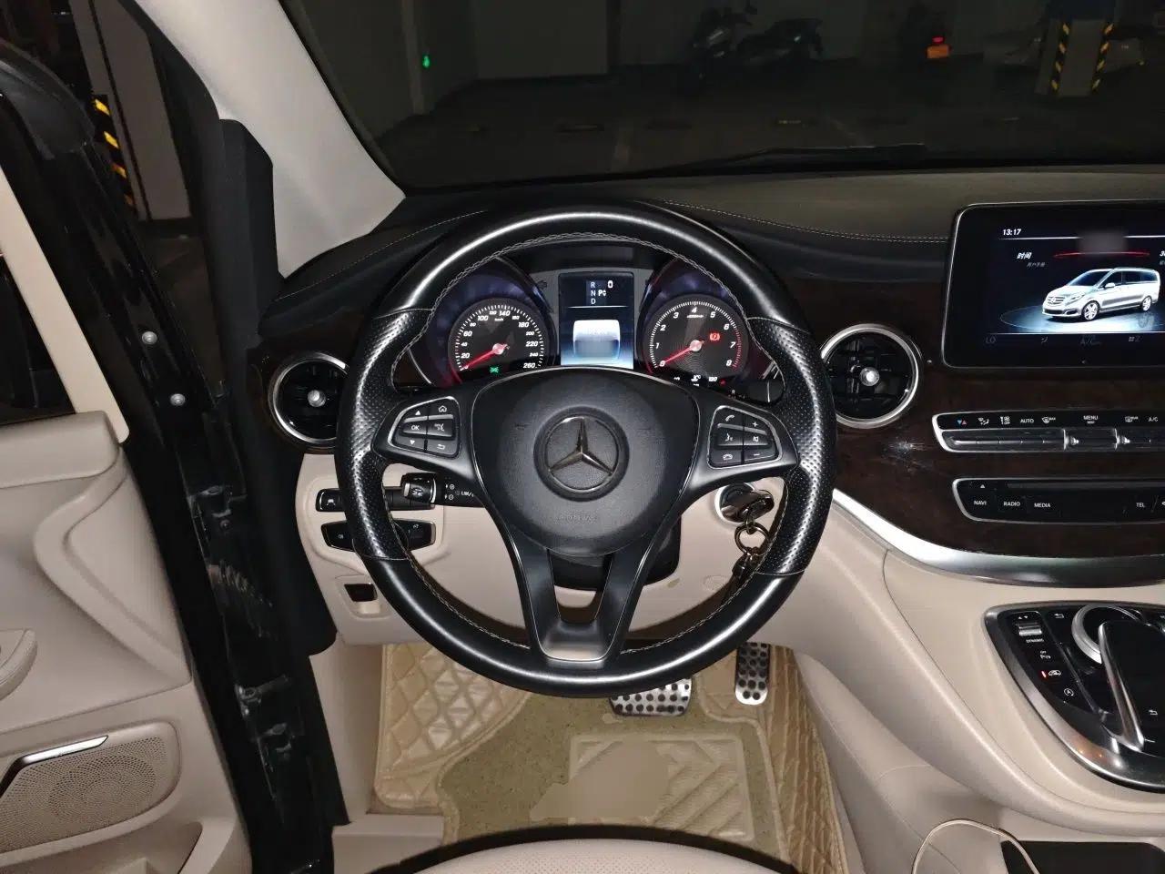 Mercedes-Benz V-Class 2016 V 260 Prestige Edition — миниатюра 10