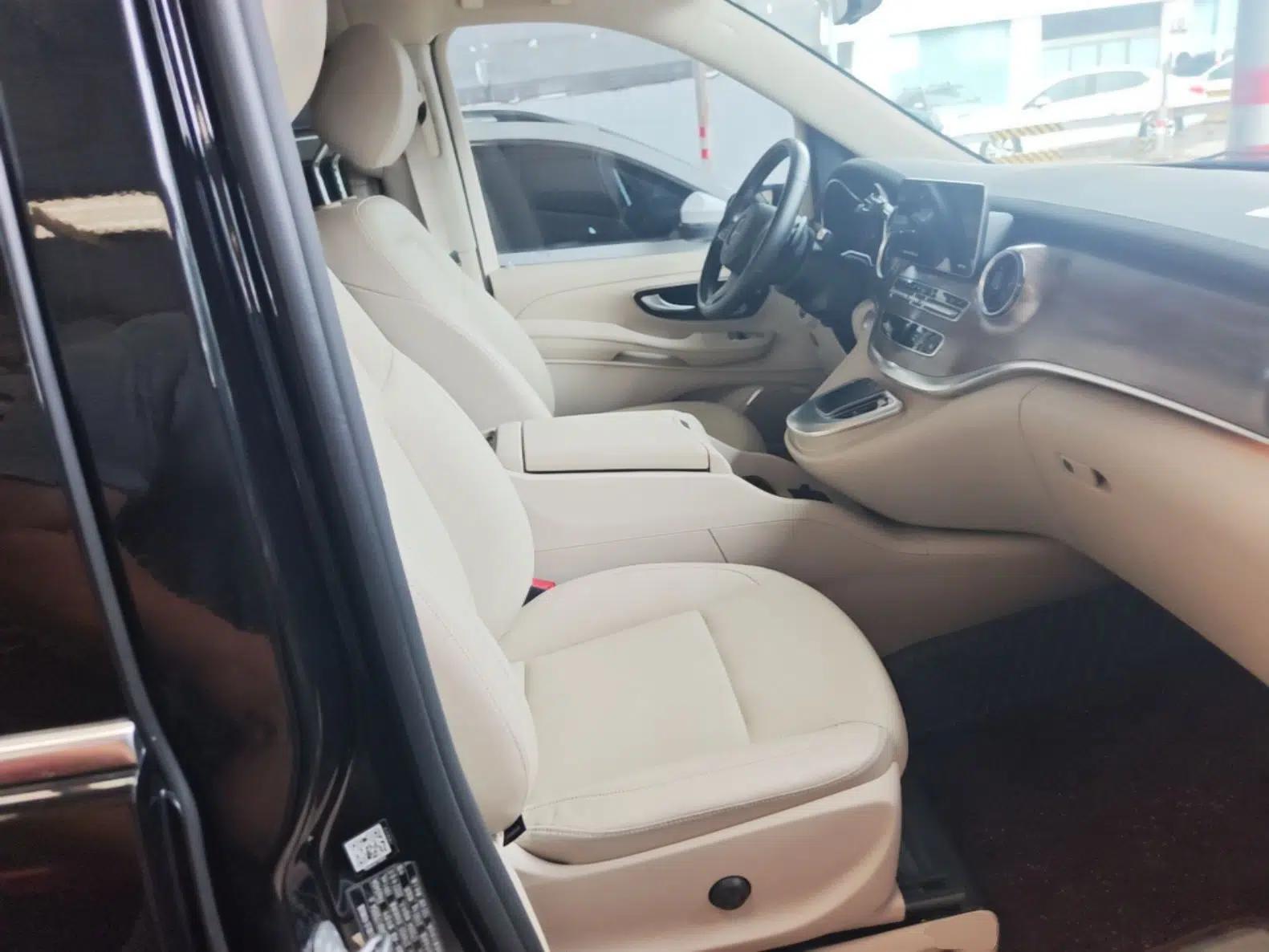 Mercedes-Benz V-Class 2021 V 260 L Long Wheelbase Prestige Edition — миниатюра 24