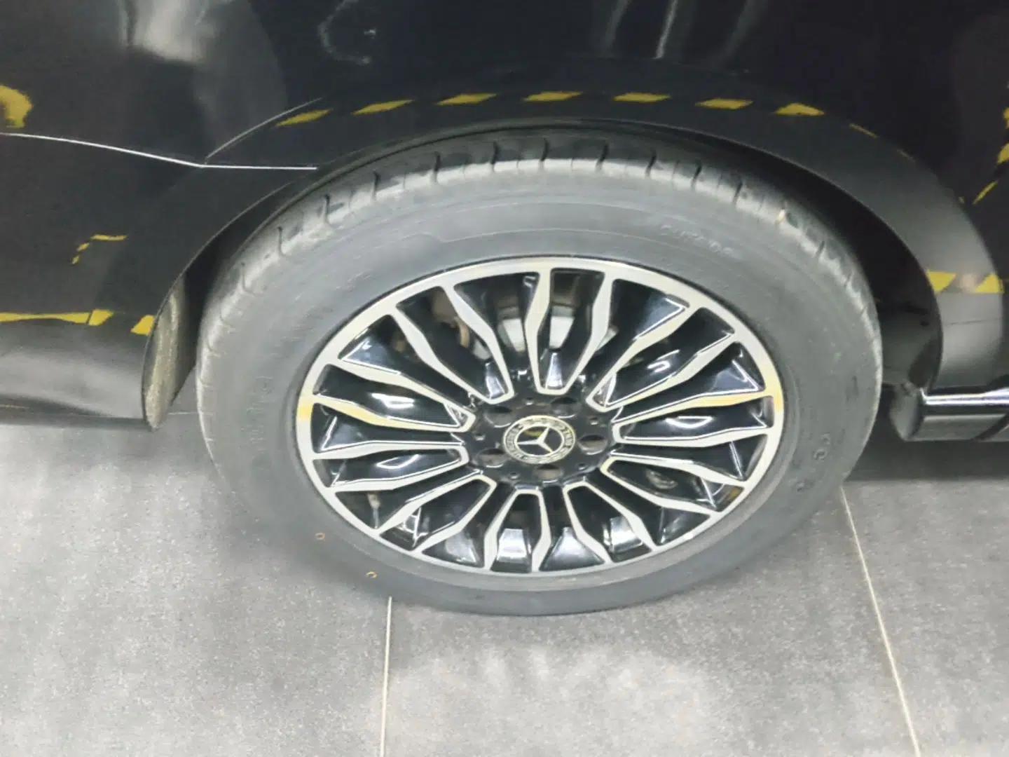 Mercedes-Benz V-Class 2018 V 260 Prestige Edition China VI — миниатюра 11