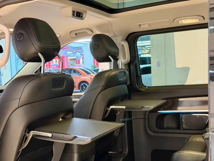 Mercedes-Benz V-Class 2018 V 260 Prestige Edition China VI — миниатюра 31