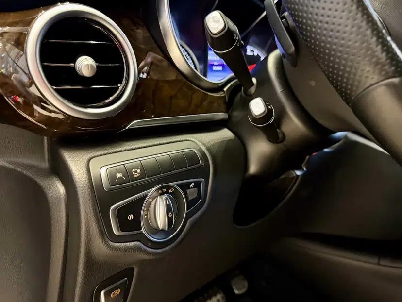 Mercedes-Benz V-Class 2018 V 260 Prestige Edition China VI — миниатюра 32