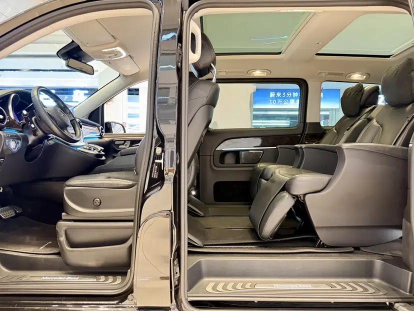 Mercedes-Benz V-Class 2018 V 260 Prestige Edition China VI — миниатюра 34