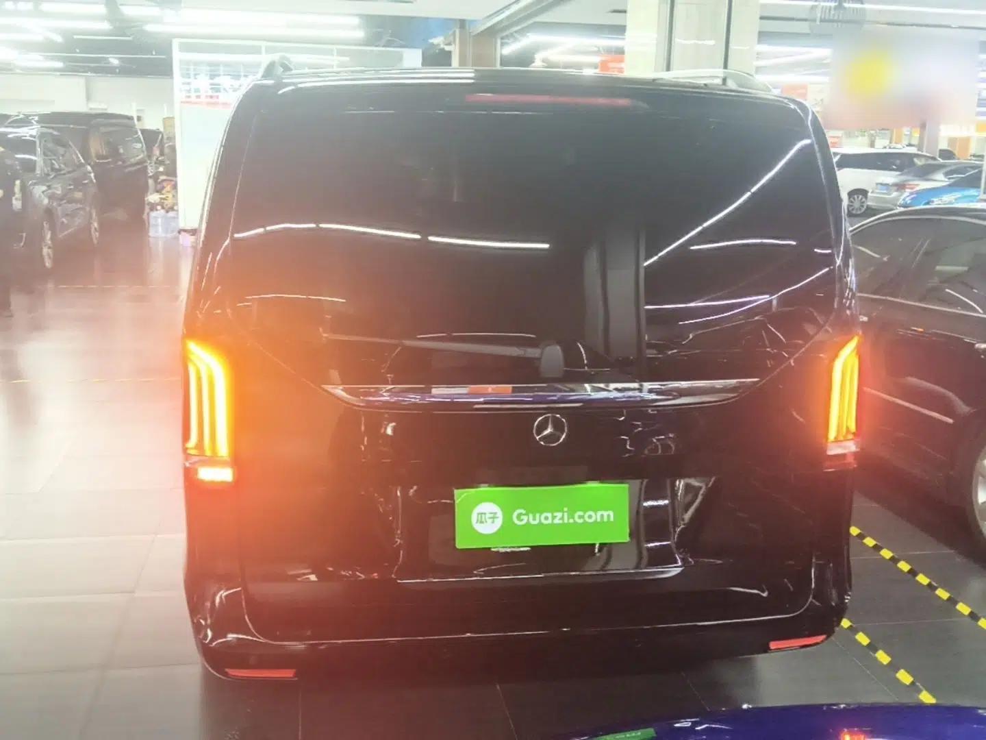 Mercedes-Benz V-Class 2018 V 260 Prestige Edition China VI — миниатюра 5