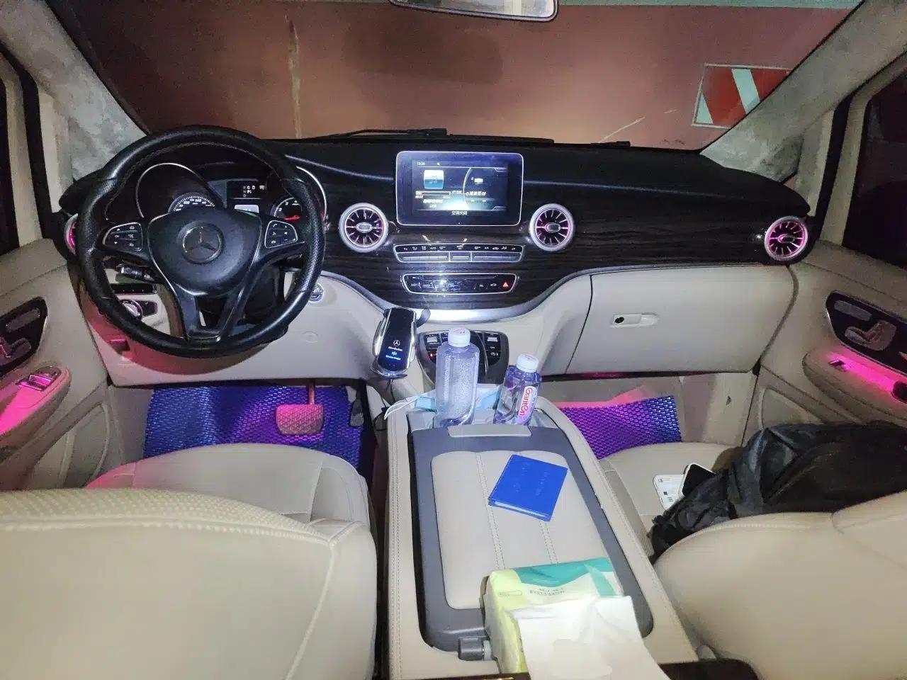 Mercedes-Benz V-Class 2016 V 260 Avantgarde Edition — миниатюра 9