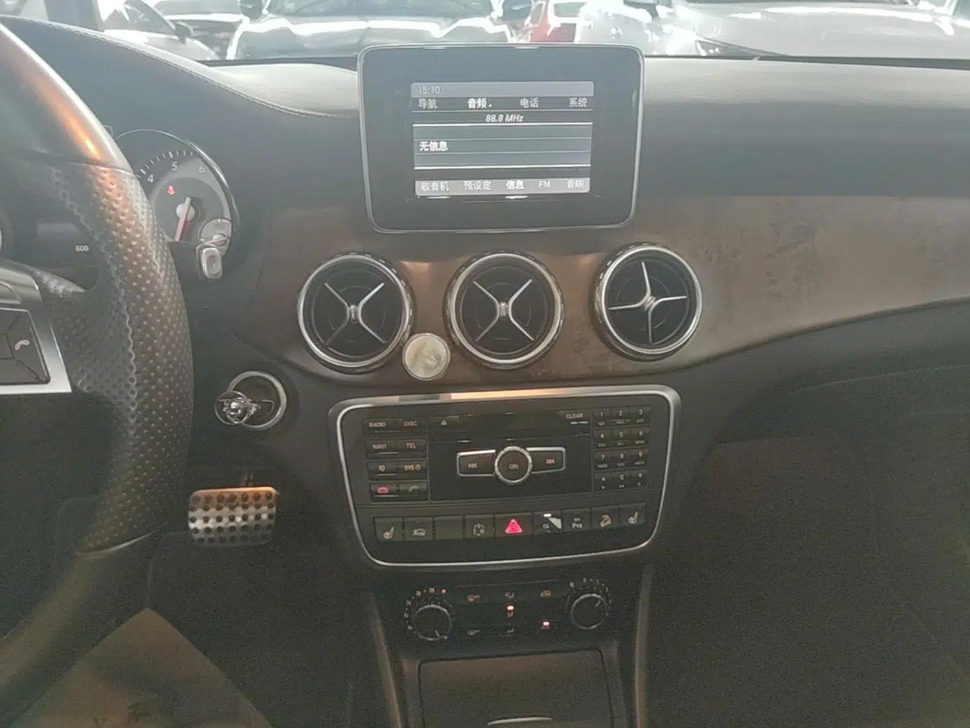 Mercedes-Benz GLA 2015 GLA 260 4MATIC — миниатюра 20