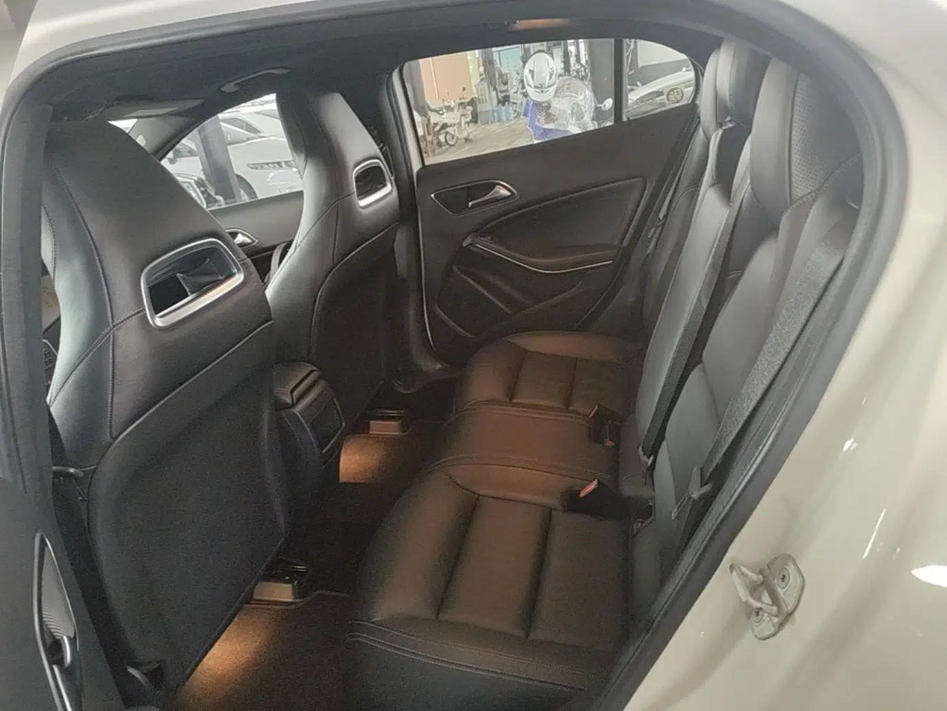 Mercedes-Benz GLA 2015 GLA 260 4MATIC — миниатюра 25