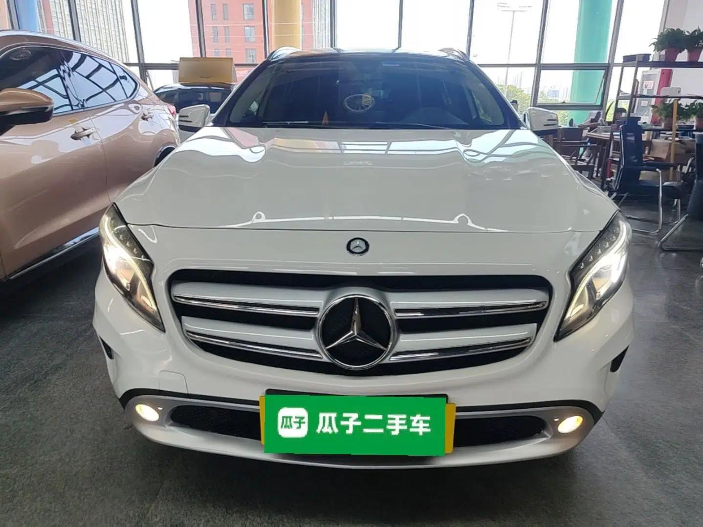Mercedes-Benz GLA 2016 GLA 200 Fashion Model — миниатюра 2