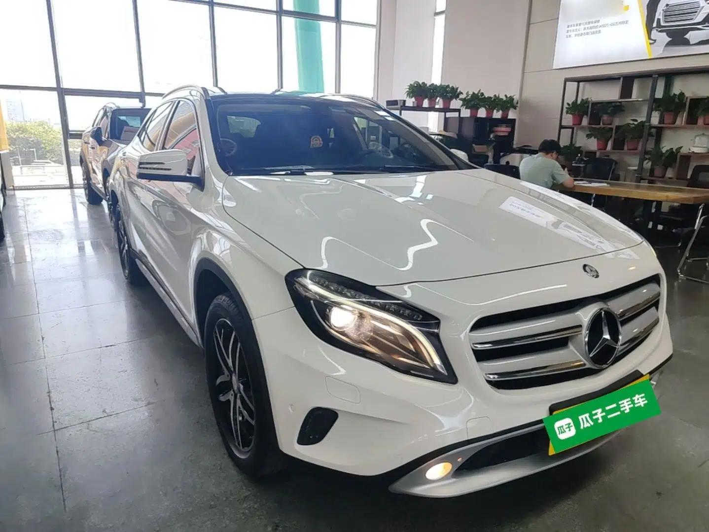 Mercedes-Benz GLA 2016 GLA 200 Fashion Model — миниатюра 3