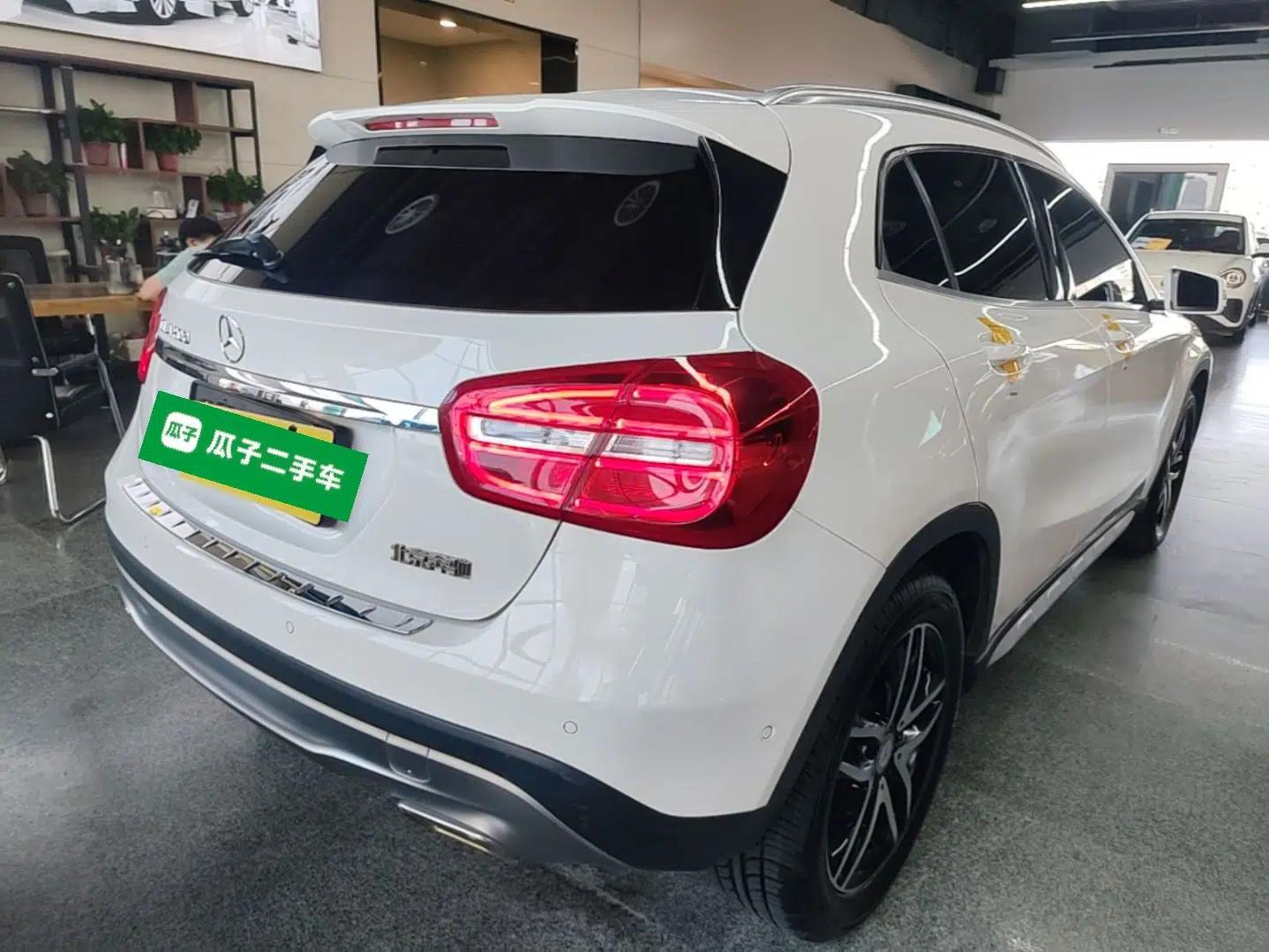 Mercedes-Benz GLA 2016 GLA 200 Fashion Model — миниатюра 6
