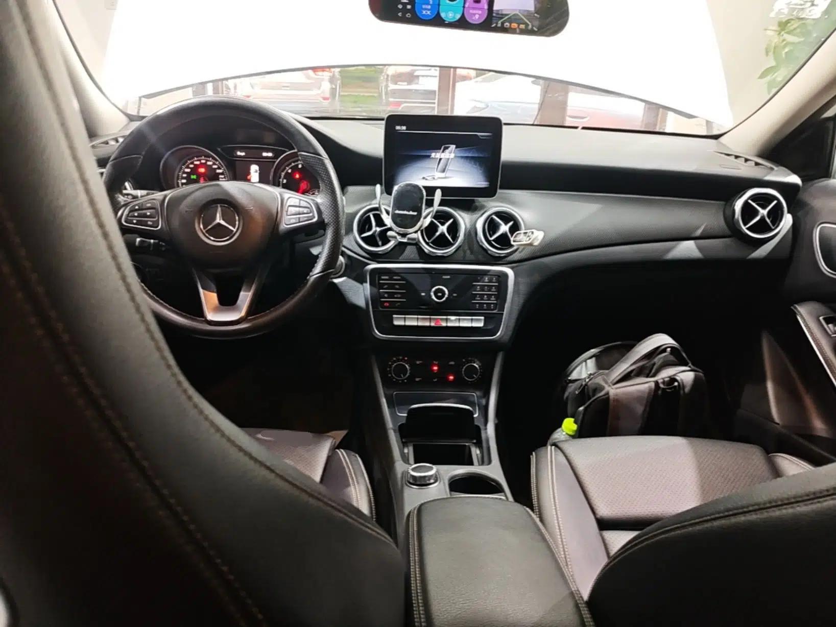 Mercedes-Benz GLA 2018 GLA 200 Sport Edition — миниатюра 12