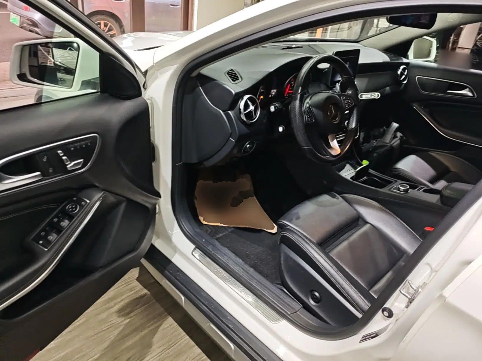 Mercedes-Benz GLA 2018 GLA 200 Sport Edition — миниатюра 18