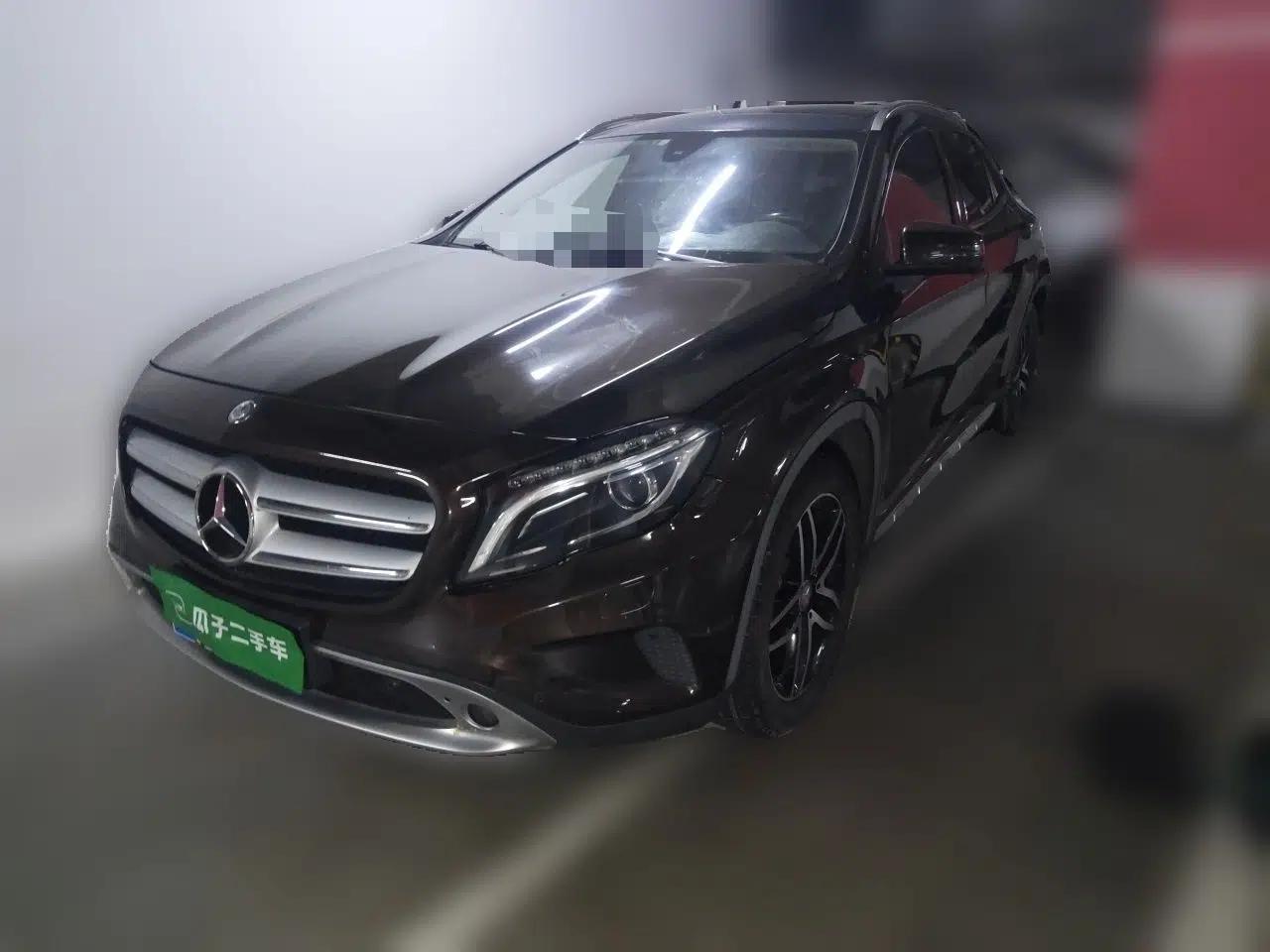 Mercedes-Benz GLA 2016 GLA 220 4MATIC Fashion Edition — миниатюра 1