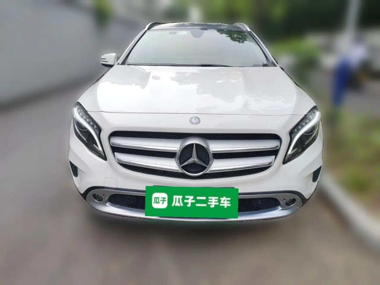 Mercedes-Benz GLA 2016 GLA 200 Fashion Model — миниатюра 2
