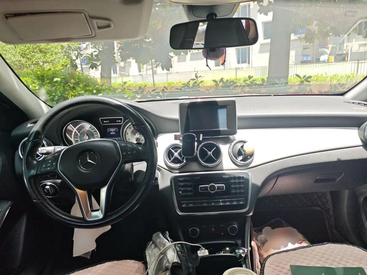 Mercedes-Benz GLA 2015 GLA 220 4MATIC Fashion Model — миниатюра 9