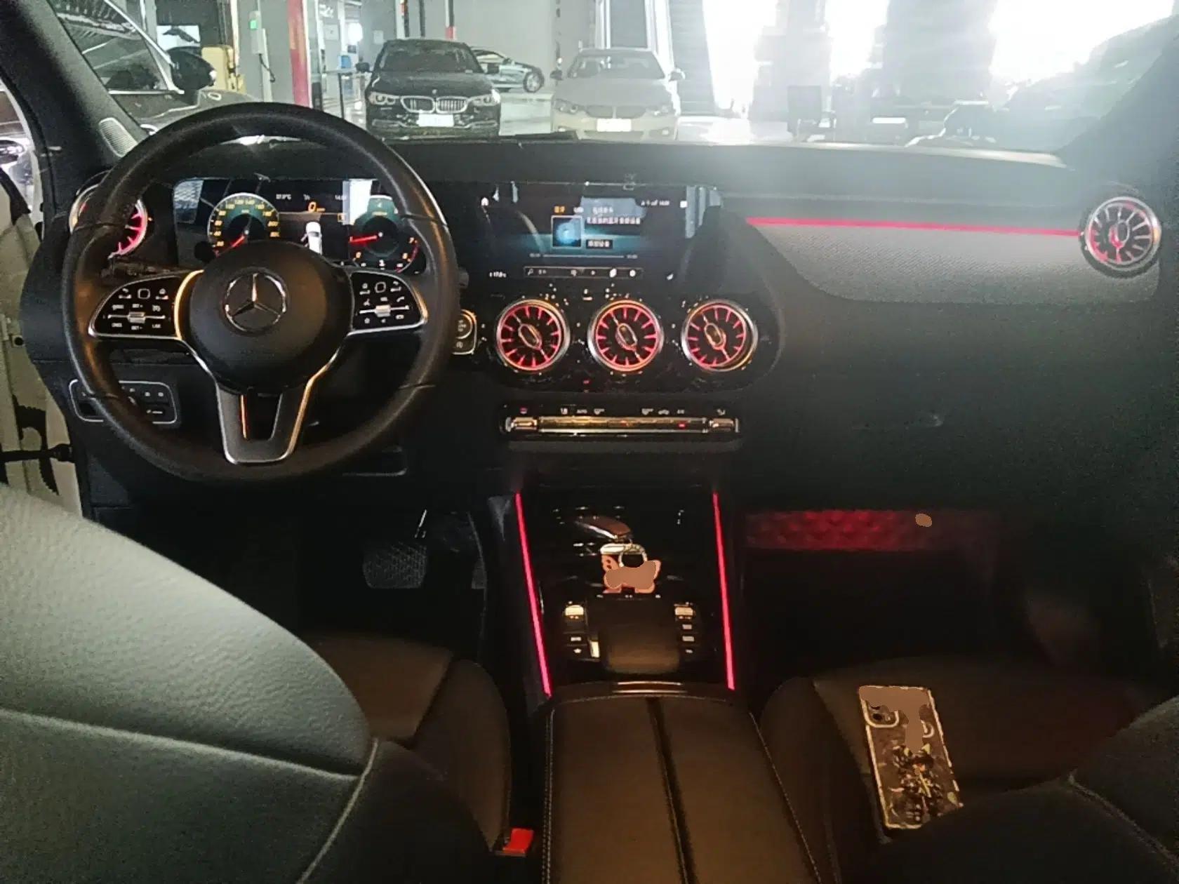 Mercedes-Benz GLA 2022 Second Facelift GLA 200 — миниатюра 12