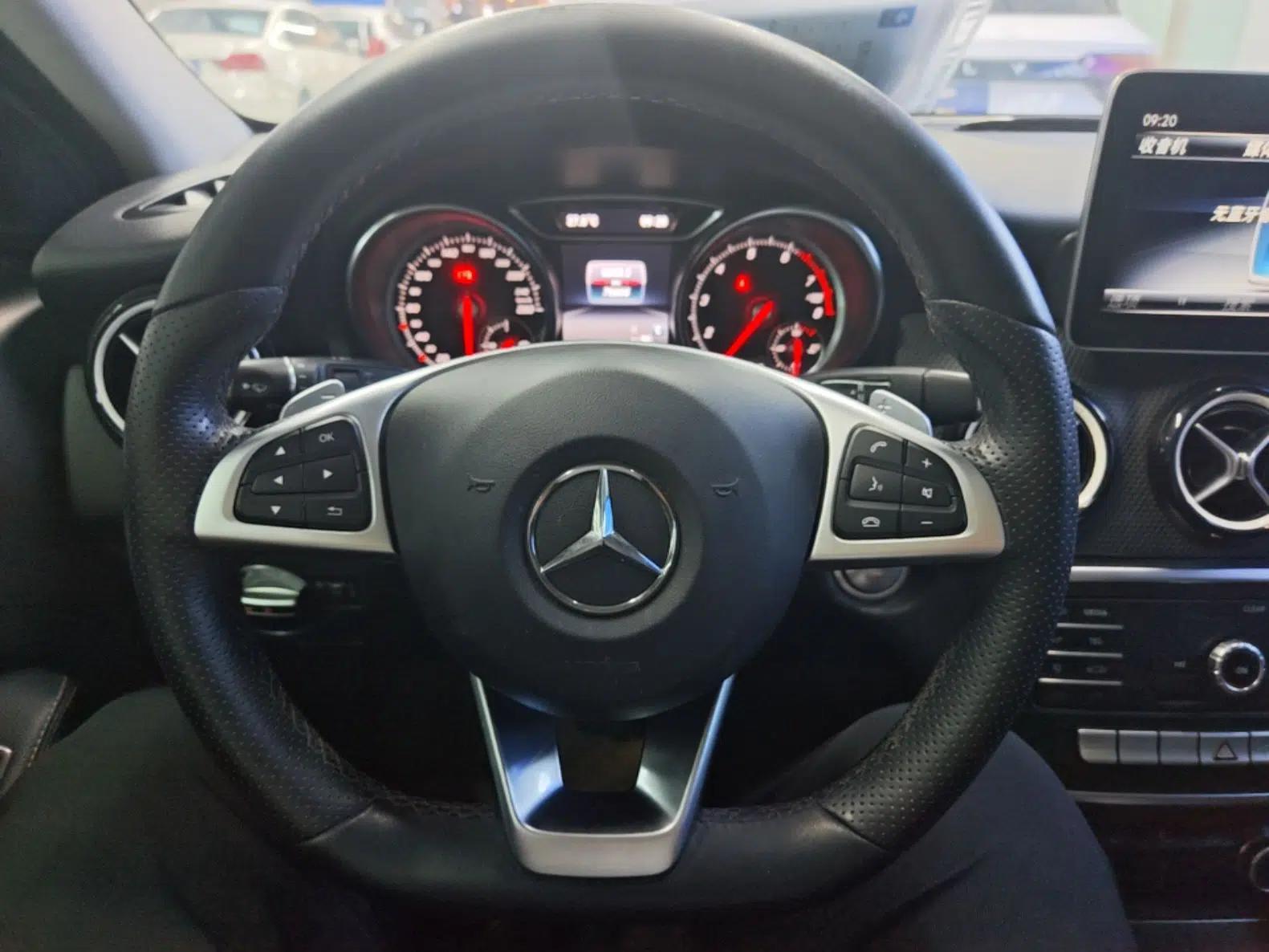 Mercedes-Benz GLA 2019 GLA 200 Dynamic Edition — миниатюра 13