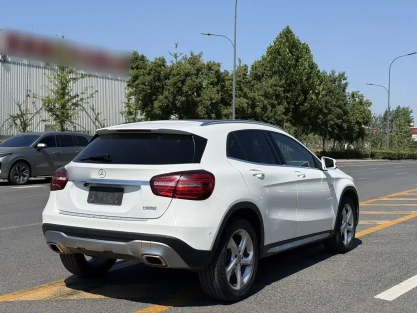 Mercedes-Benz GLA 2018 GLA 200 Sport Edition — миниатюра 6