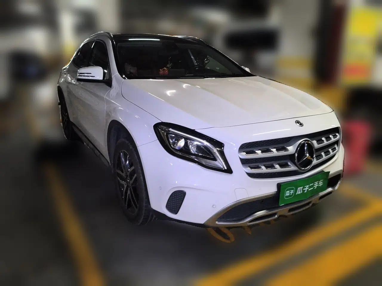 Mercedes-Benz GLA 2017 GLA 200 Fashion Model — миниатюра 3