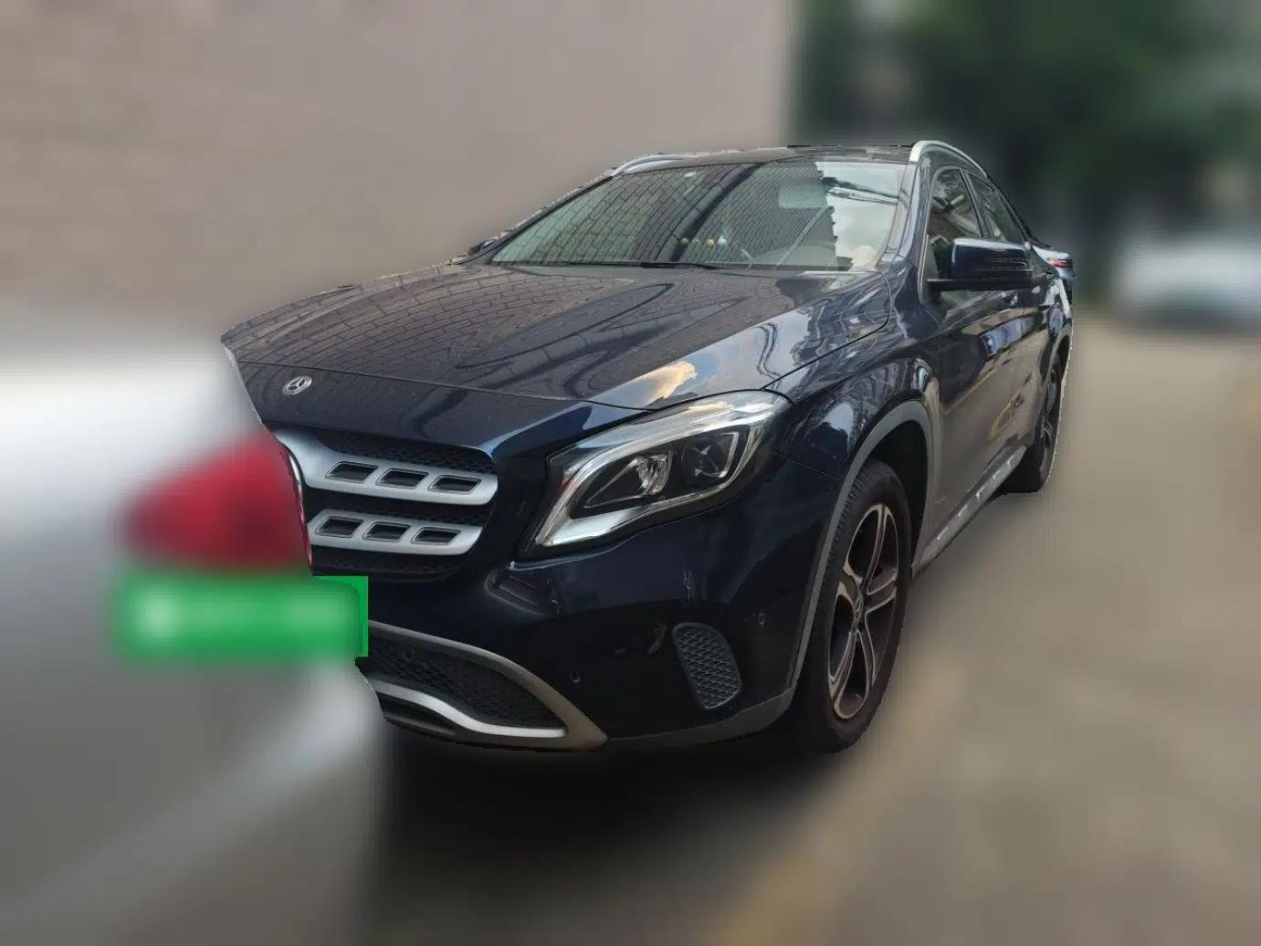 Mercedes-Benz GLA 2018 GLA 200 Fashion Model — миниатюра 2