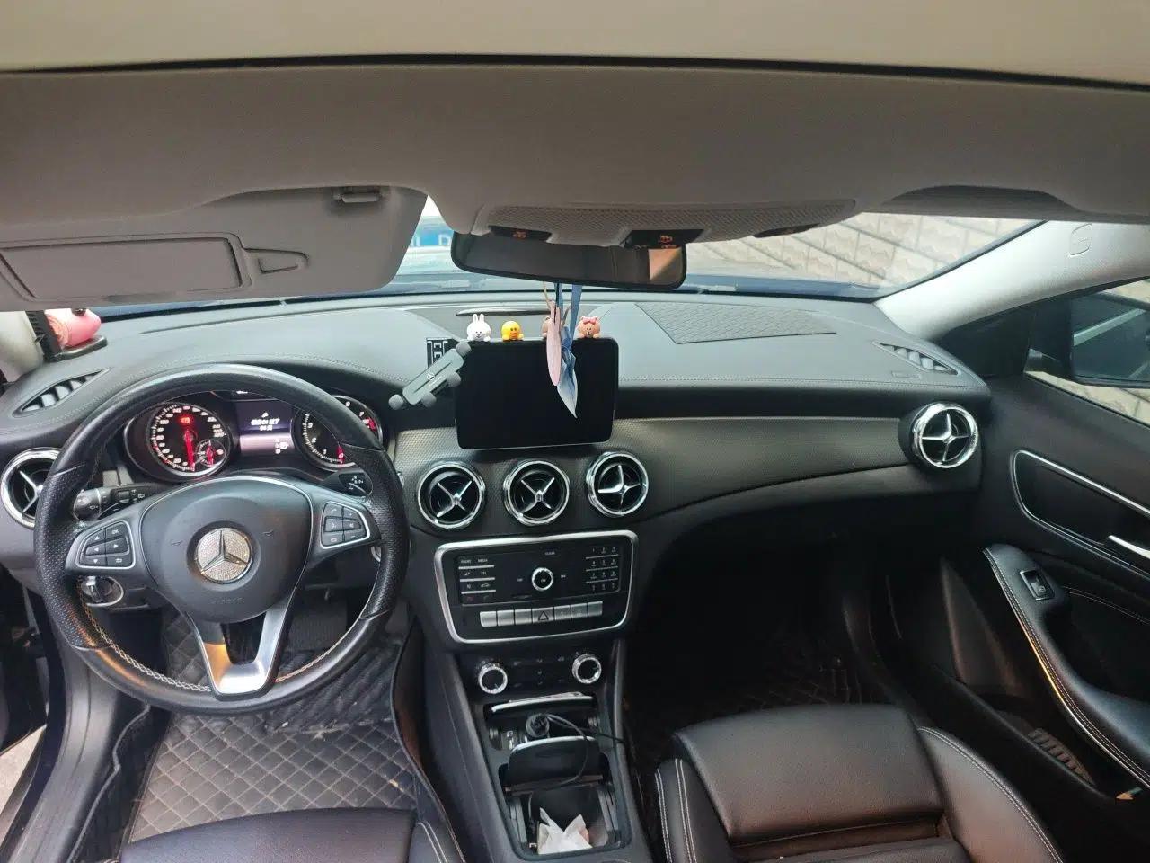 Mercedes-Benz GLA 2018 GLA 200 Fashion Model — миниатюра 18