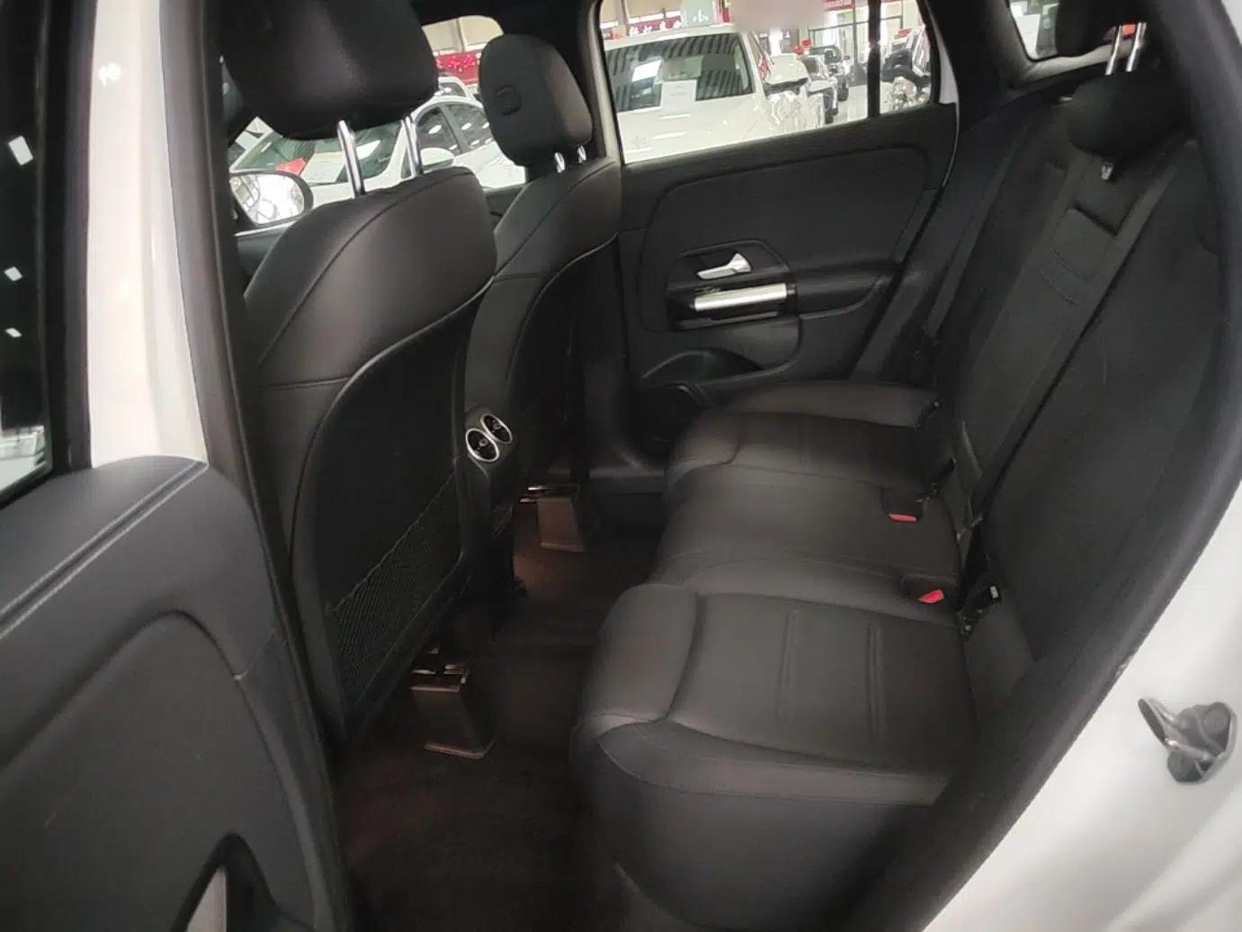 Mercedes-Benz GLA 2023 GLA 220 — миниатюра 20