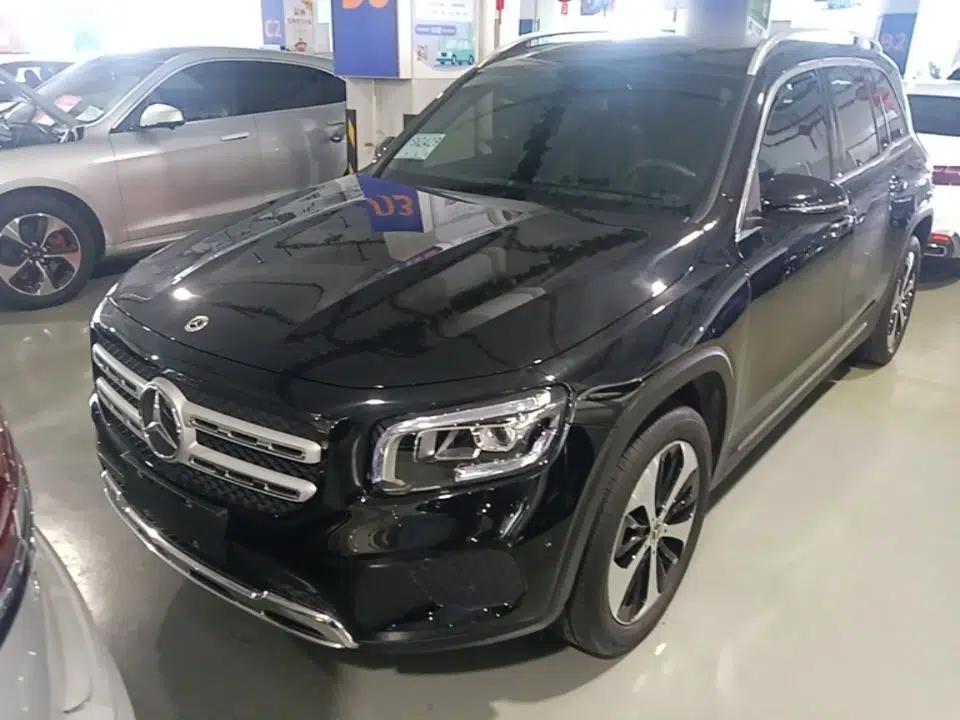 Mercedes-Benz GLB 2023 GLB 220 Fashion Model — миниатюра 1