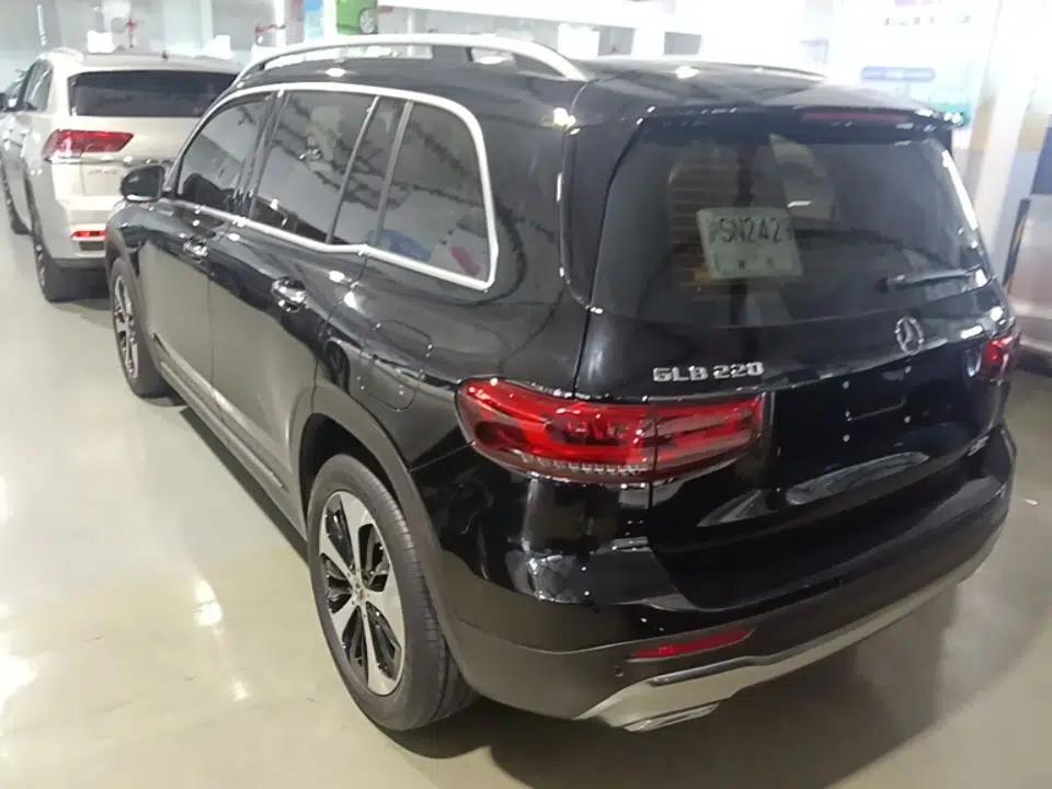 Mercedes-Benz GLB 2023 GLB 220 Fashion Model — миниатюра 4